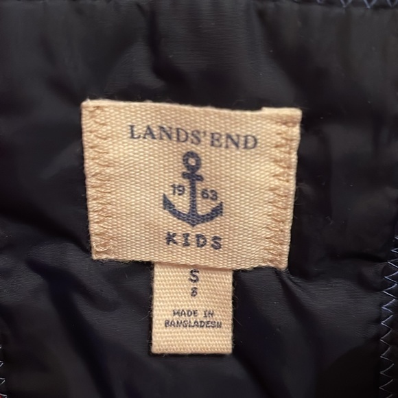 Lands' End Puffy Vest - LIKE NEW - Picture 6 of 6